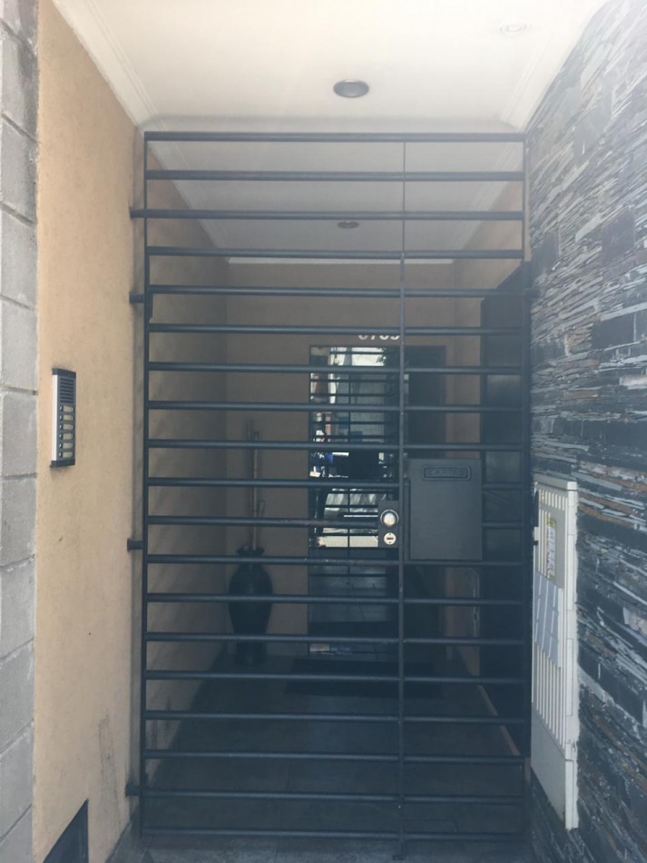 DEPTO. PB 2 AMB. CON PATIO EN VENTA