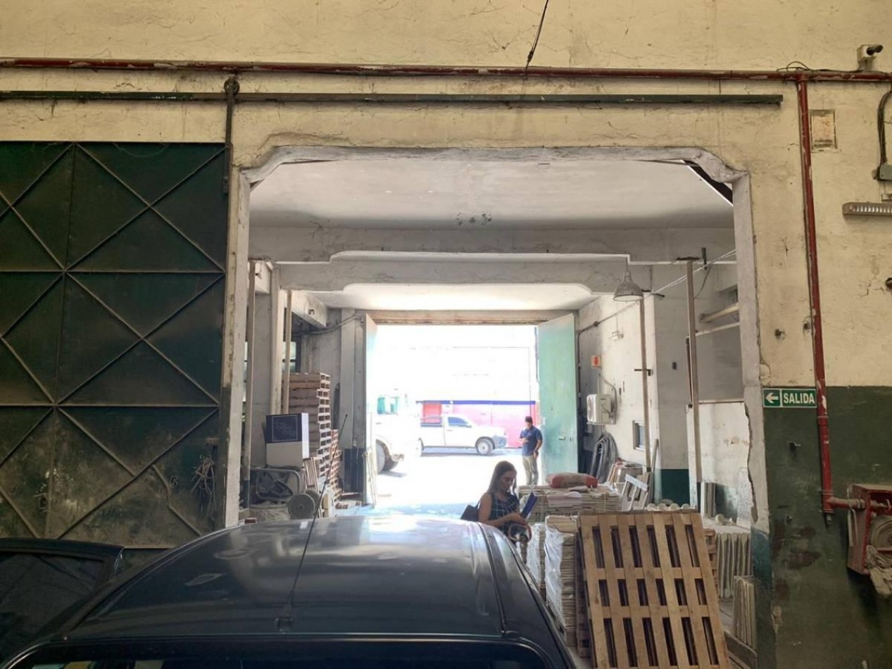 Galpon Comercial con Oficinas