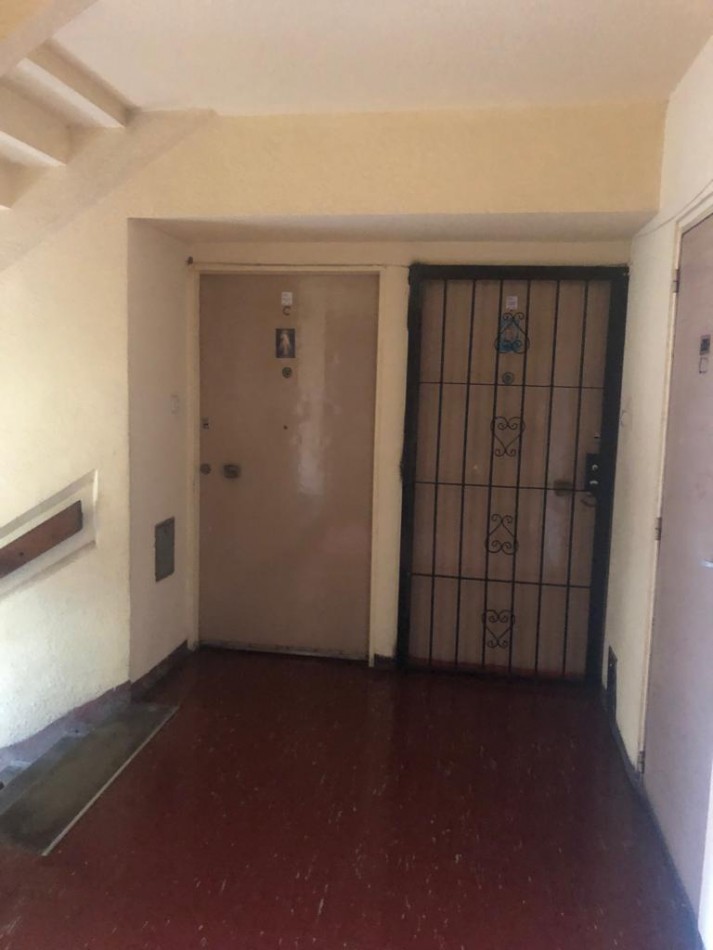 DEPARTAMENTO EN VENTA 3 AMBIENTES PRIMER PISO BARRIO GRAL.SAVIO 