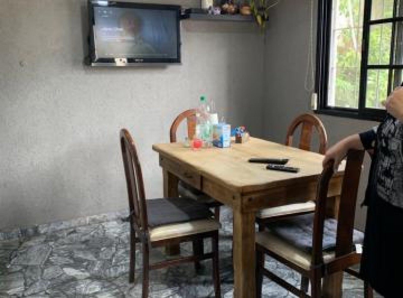 Casa con Jardin y Quincho - Excelente Ubicacion