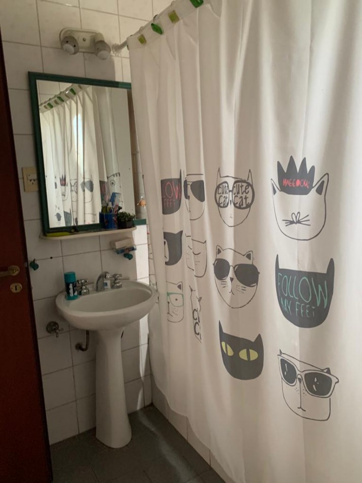 Casa con Jardin y Quincho - Excelente Ubicacion