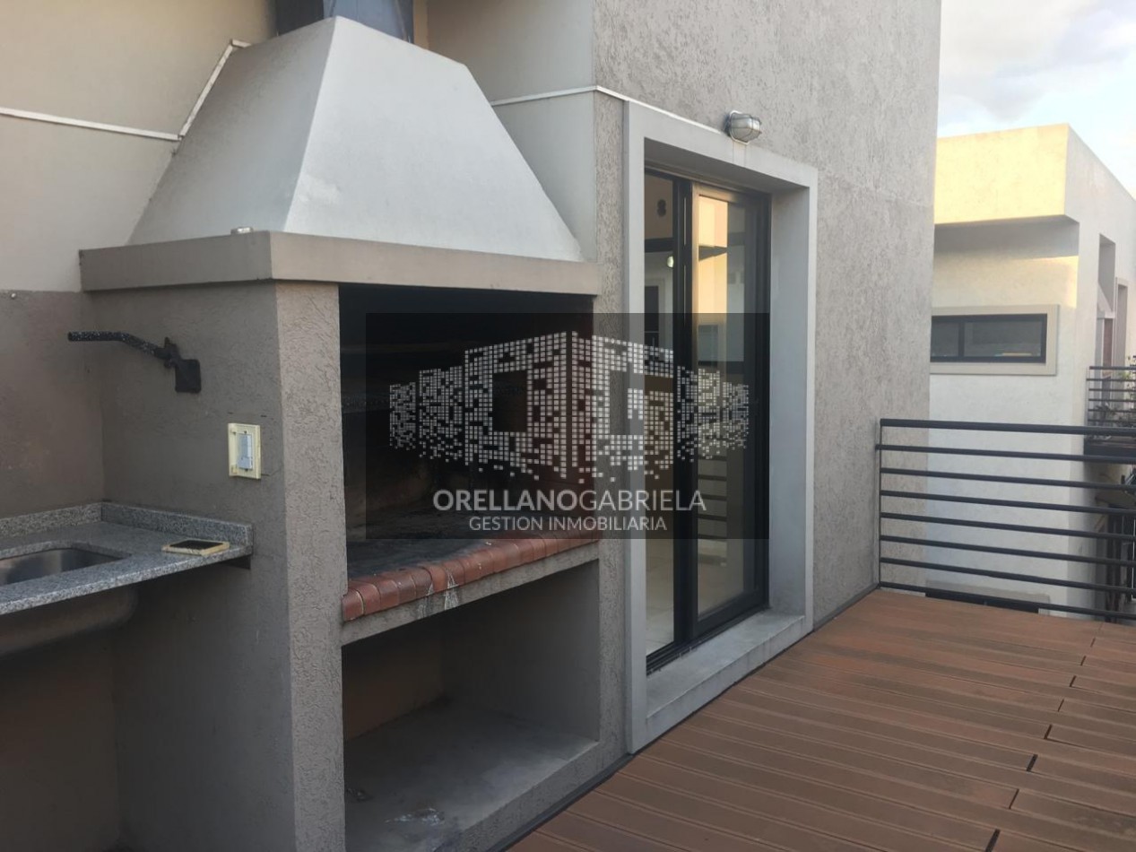 DEPTO.  P. B. 2 AMB. C/ PARRILLA Y DECK,  EXPENSAS BAJAS