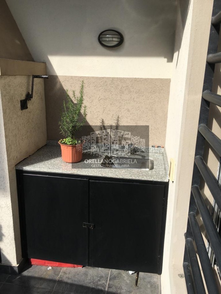 Depto. P. B. 3 Amb. Cochera y Parrilla, Expensas Bajas