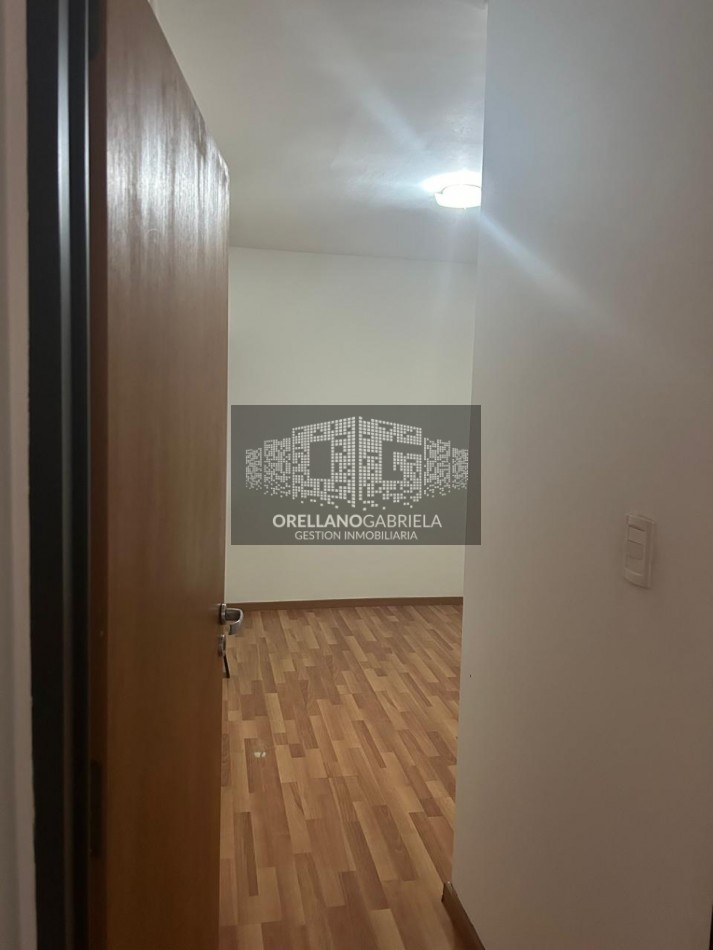 VENDE DEPTO 3 AMBIENTES PB AL FRENTE CON PATIO