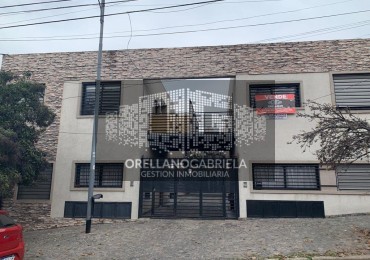 Depto. P. B. 3 Amb. Cochera y Parrilla, Expensas Bajas