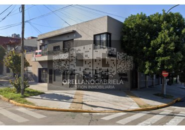 VENDE DEPTO 3 AMBIENTES PB AL FRENTE CON PATIO